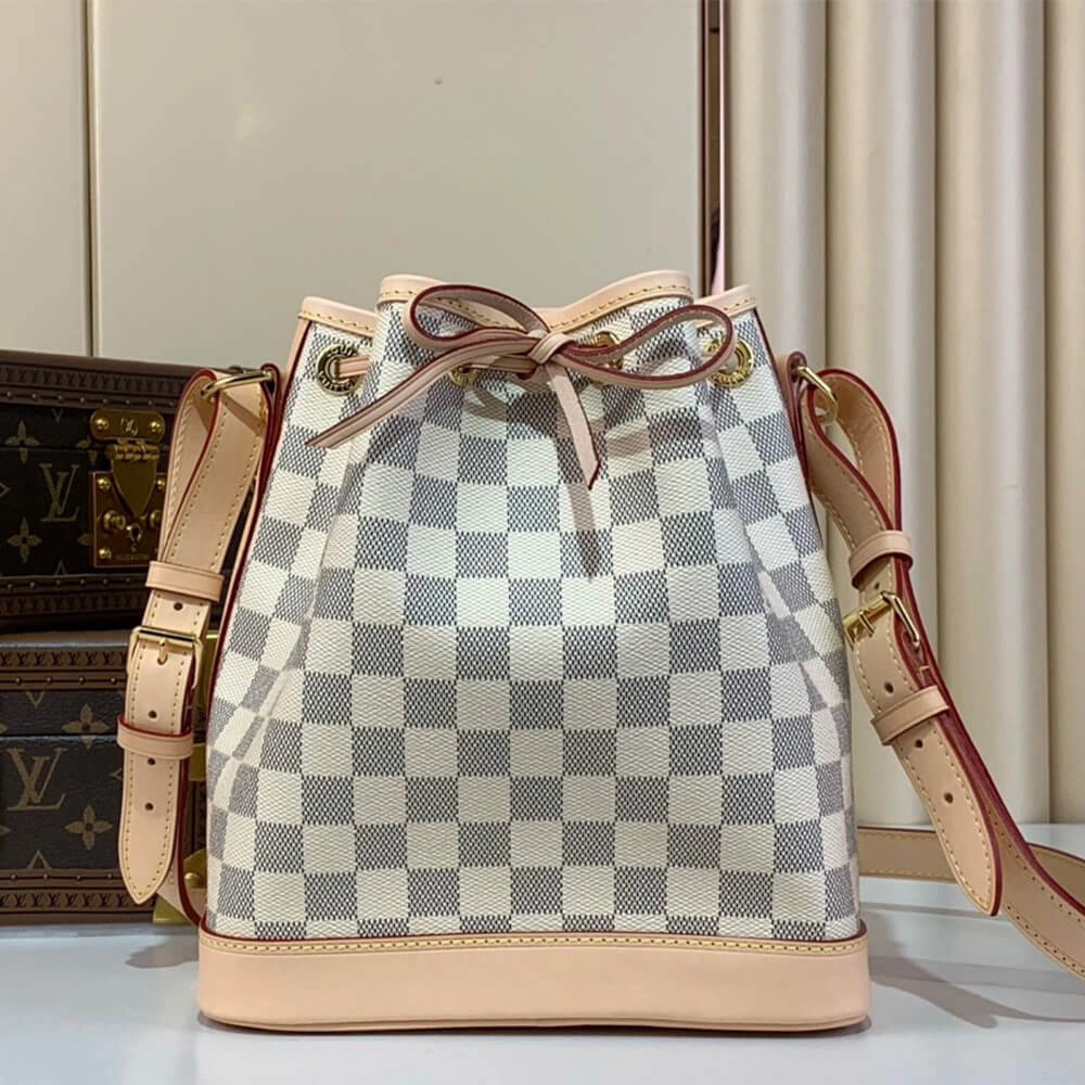WaterResistant LV Noé BB 162