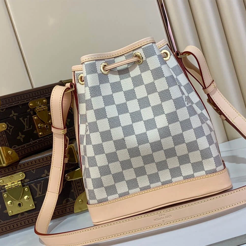 WaterResistant LV Noé BB 162