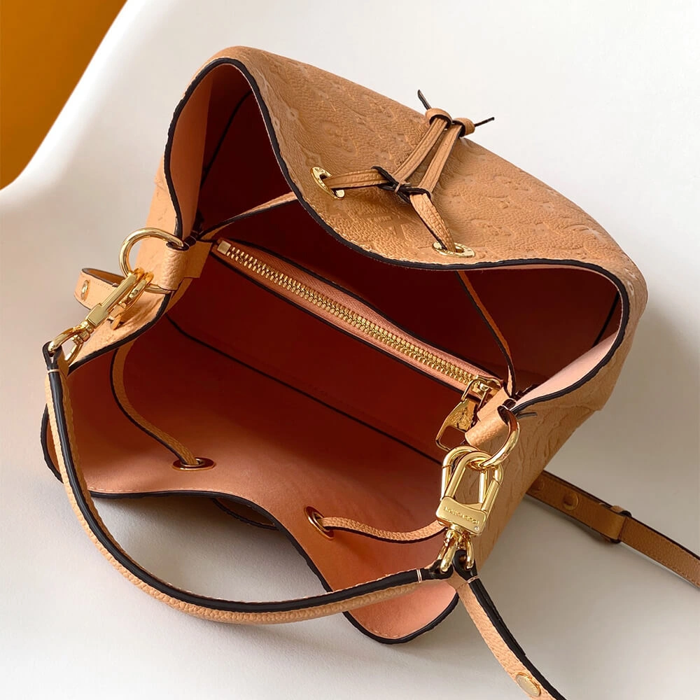 Timeless LV NéoNoé MM 284