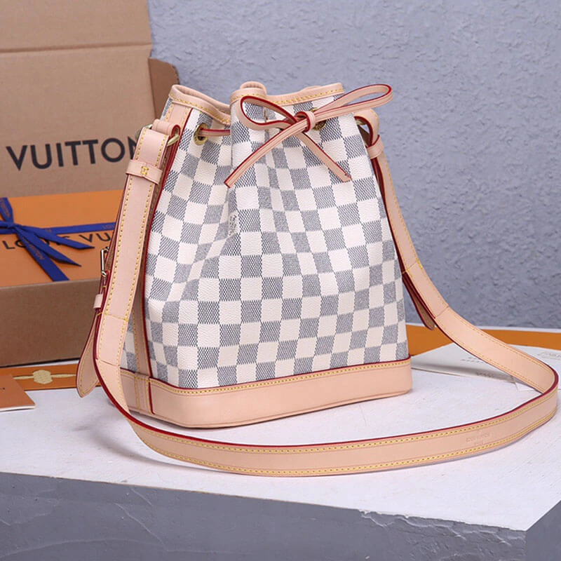 Sleek LV Noe Bucket Bag 774