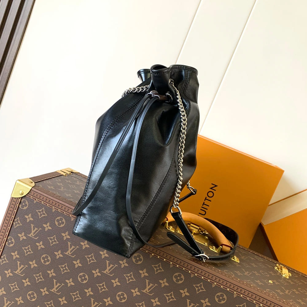 Attractive LV Off Duty Vibe MM(HIGH-END GRADE) 39