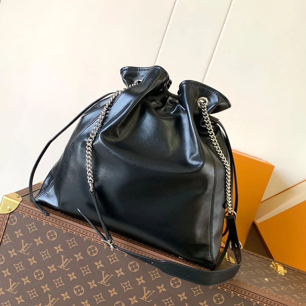 Attractive LV Off Duty Vibe MM(HIGH-END GRADE) 39