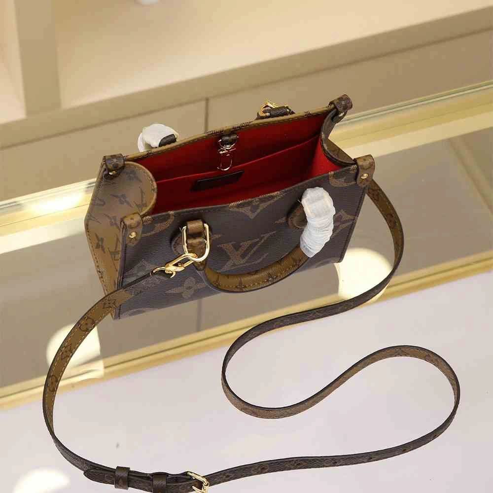 WaterResistant LV OnTheGo BB 114