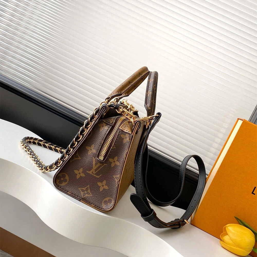 LV OnTheGo East West Chain(HIGH-END GRADE) Functional 196
