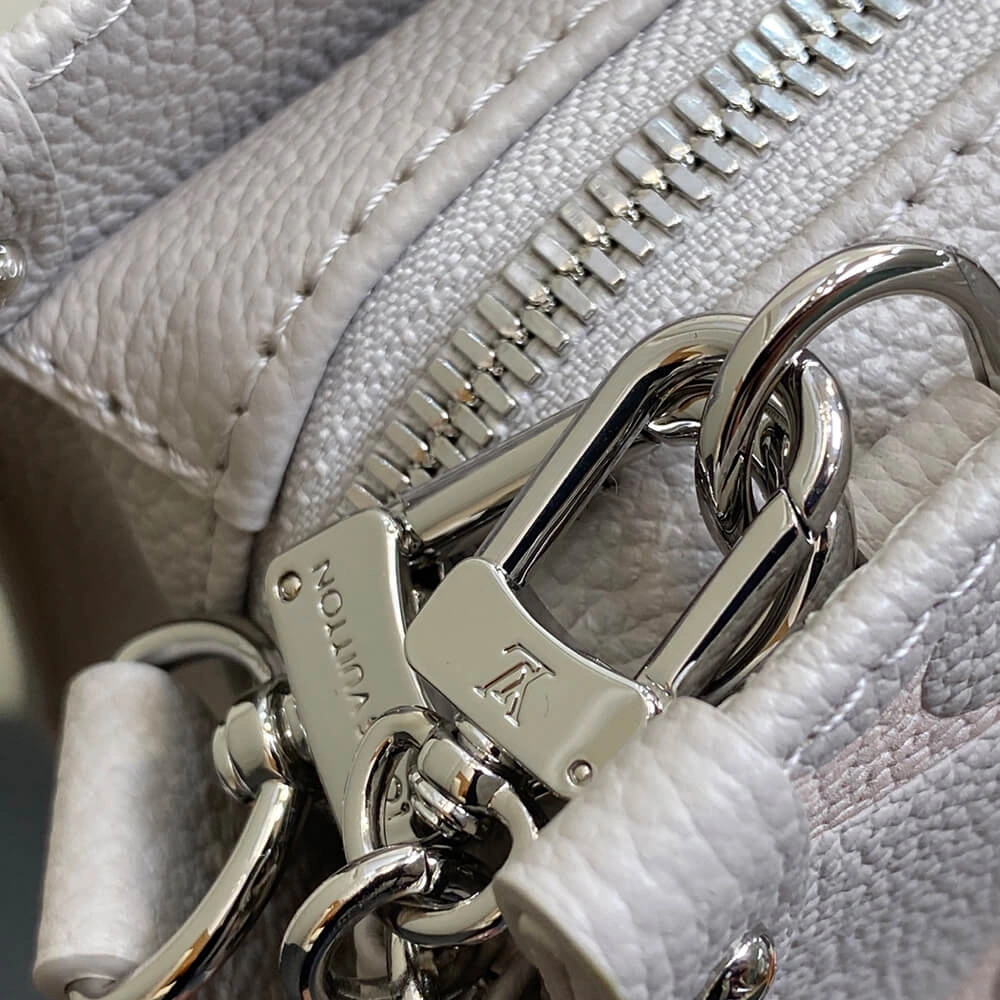 AllSeason LV OnTheGo East West Chain(HIGH-END GRADE) 201