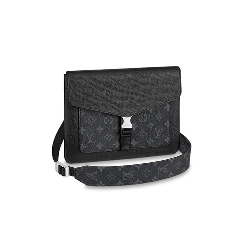 Versatile LV Outdoor Flap Messenger 881