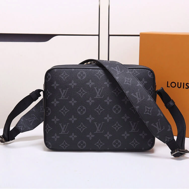 LV Outdoor Messenger HighQuality 872
