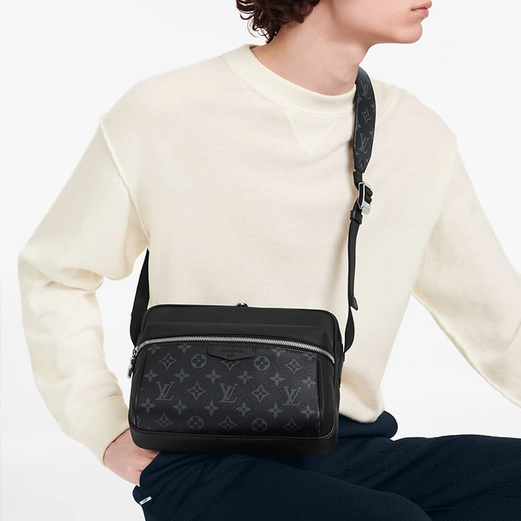 LV Outdoor Messenger HighQuality 872