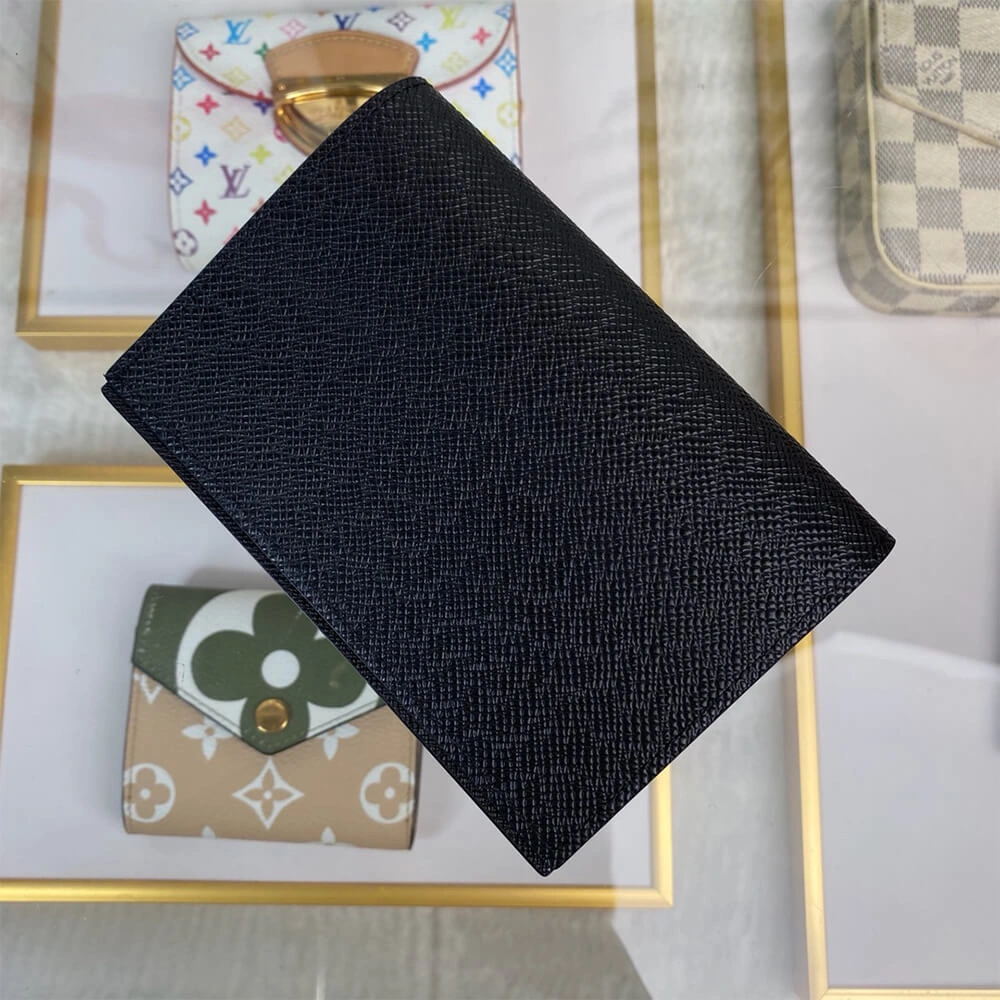 LV PASSPORT COVER MoistureWicking 573