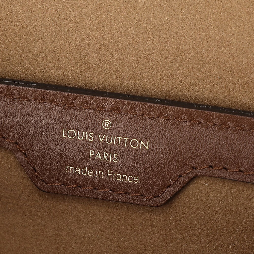 WeatherProof LV Papillon Trunk 504