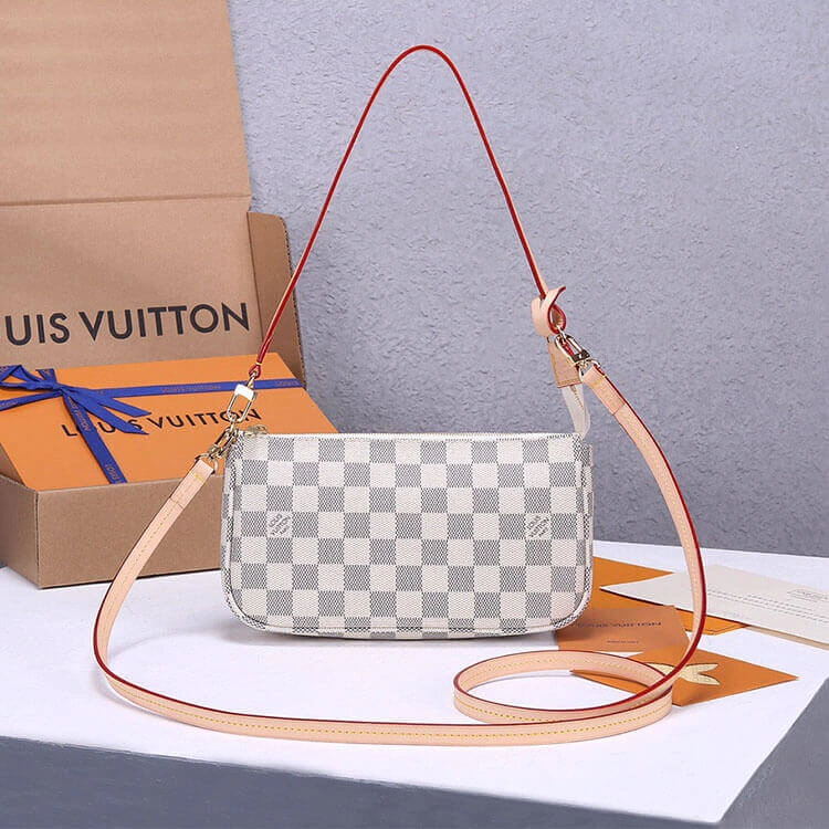 LV Pochette Accessoires GoAnywhere 837