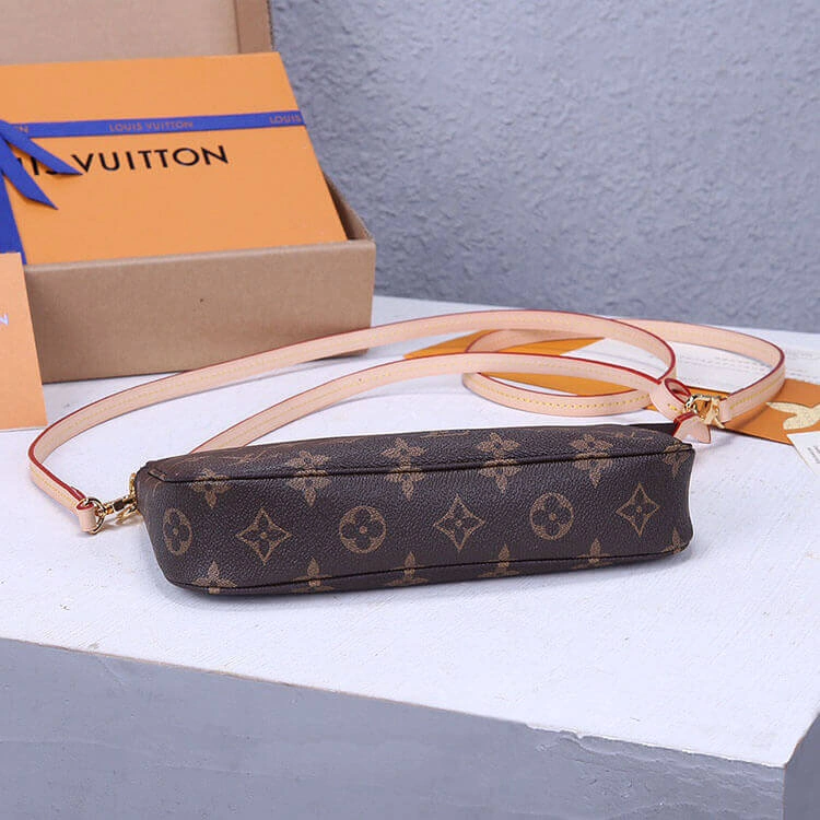 LV Pochette Accessoires UrbanStyle 831