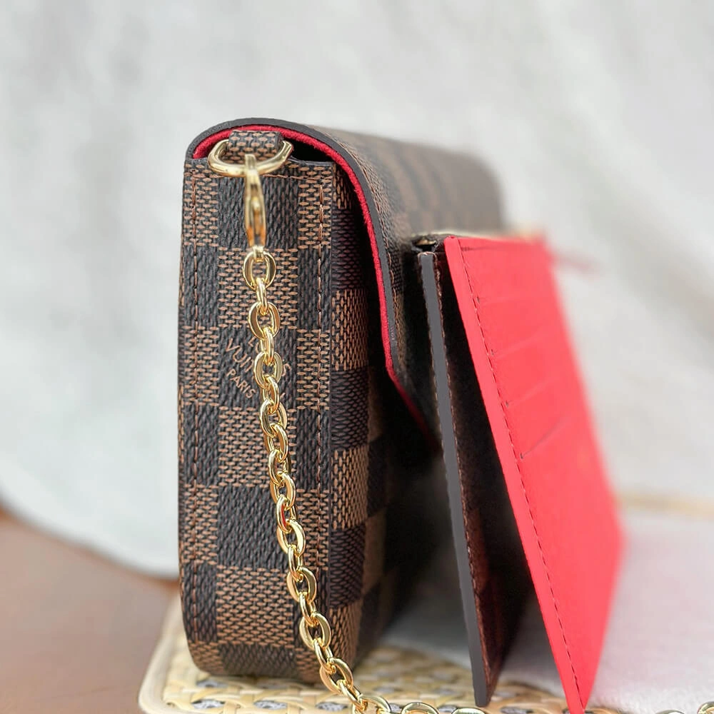 FlexibleFit LV Pochette Félicie 266