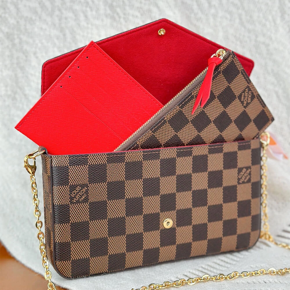FlexibleFit LV Pochette Félicie 266