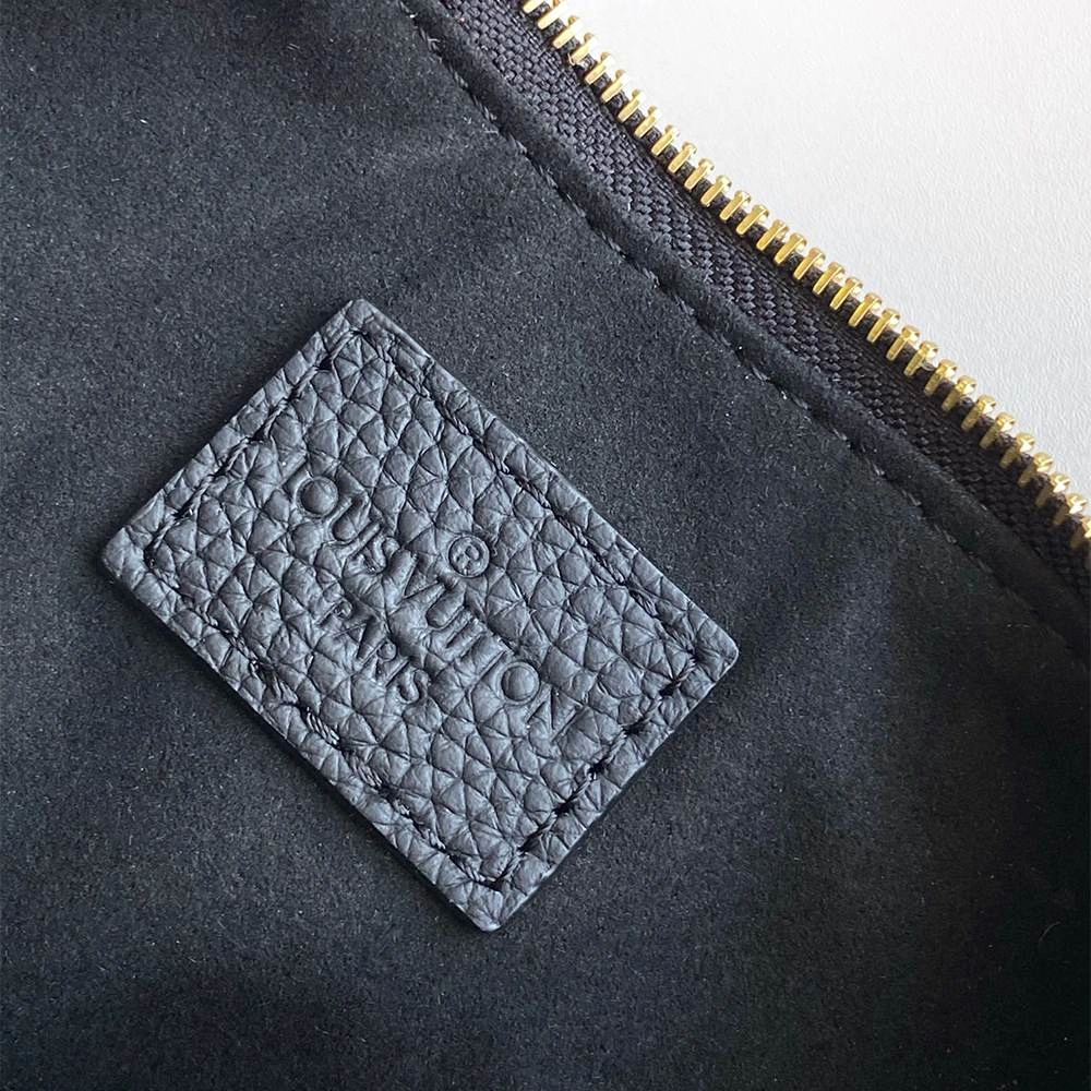 Tailored LV Pochette Liv 11