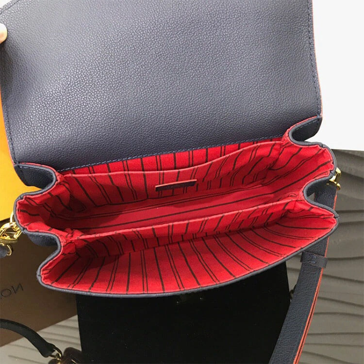 LV Pochette Metis Handbag Elegant 916