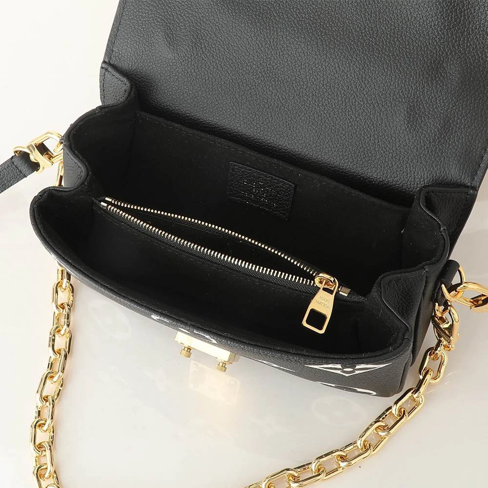 LV Pochette Métis East West ZipUp 46