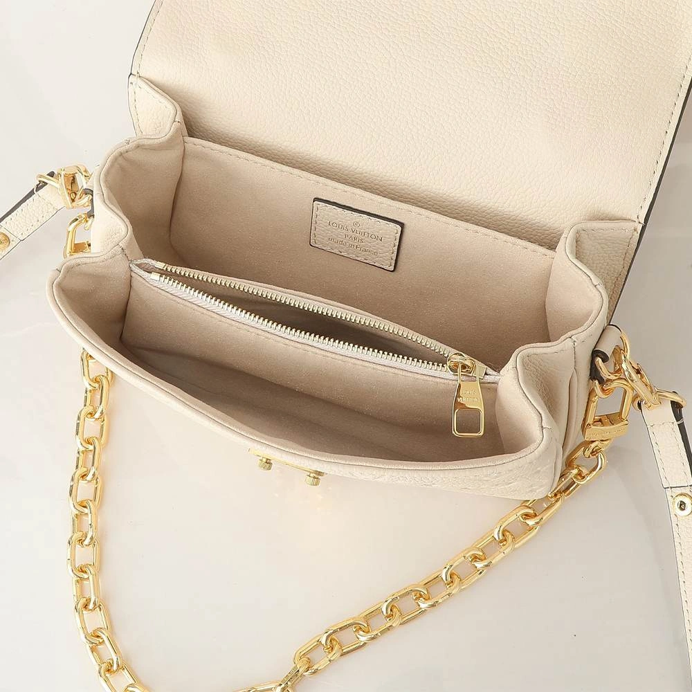 UrbanChic LV Pochette Métis East West 42
