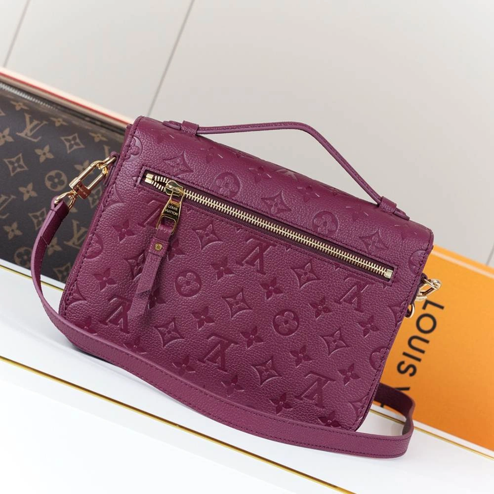 Sustainable LV Pochette Métis 78