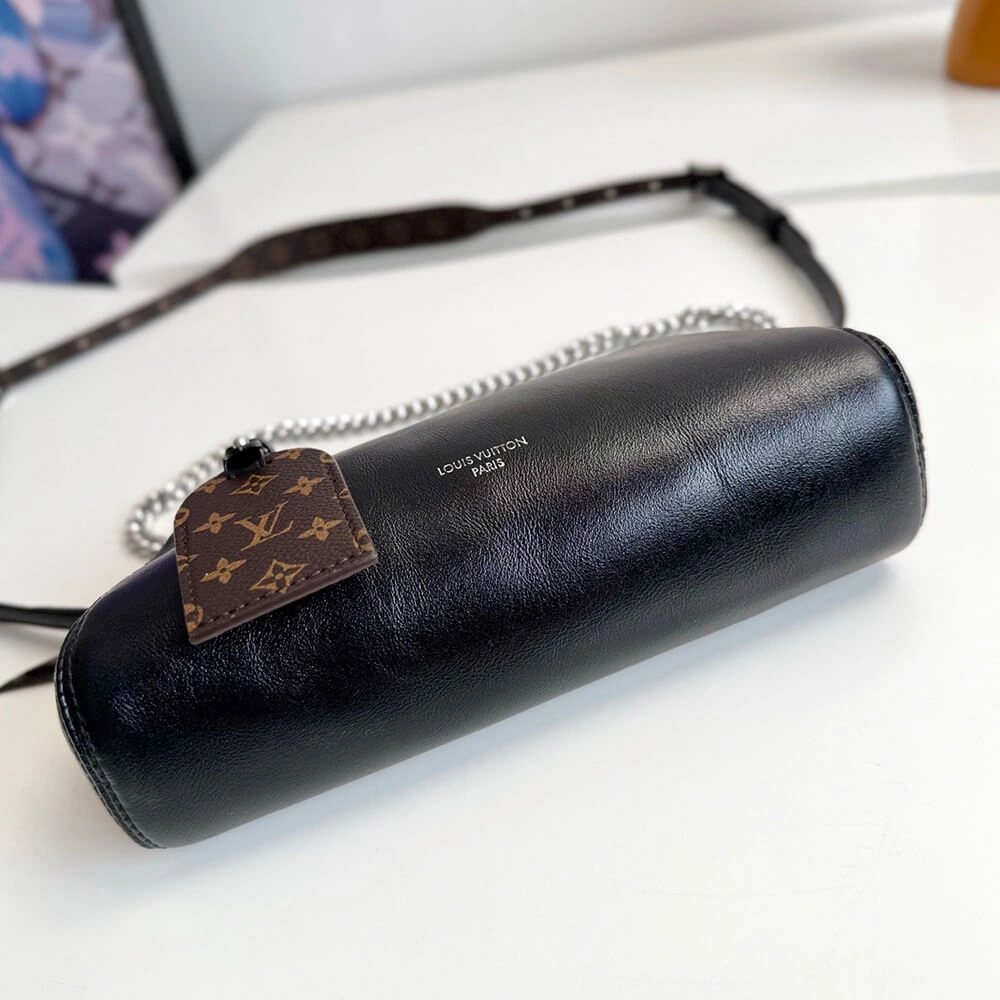 RelaxedFit LV Pochette Vibe 49
