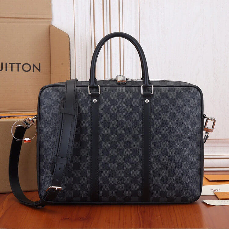 LV Porte-Documents Voyage PM Effortless 892