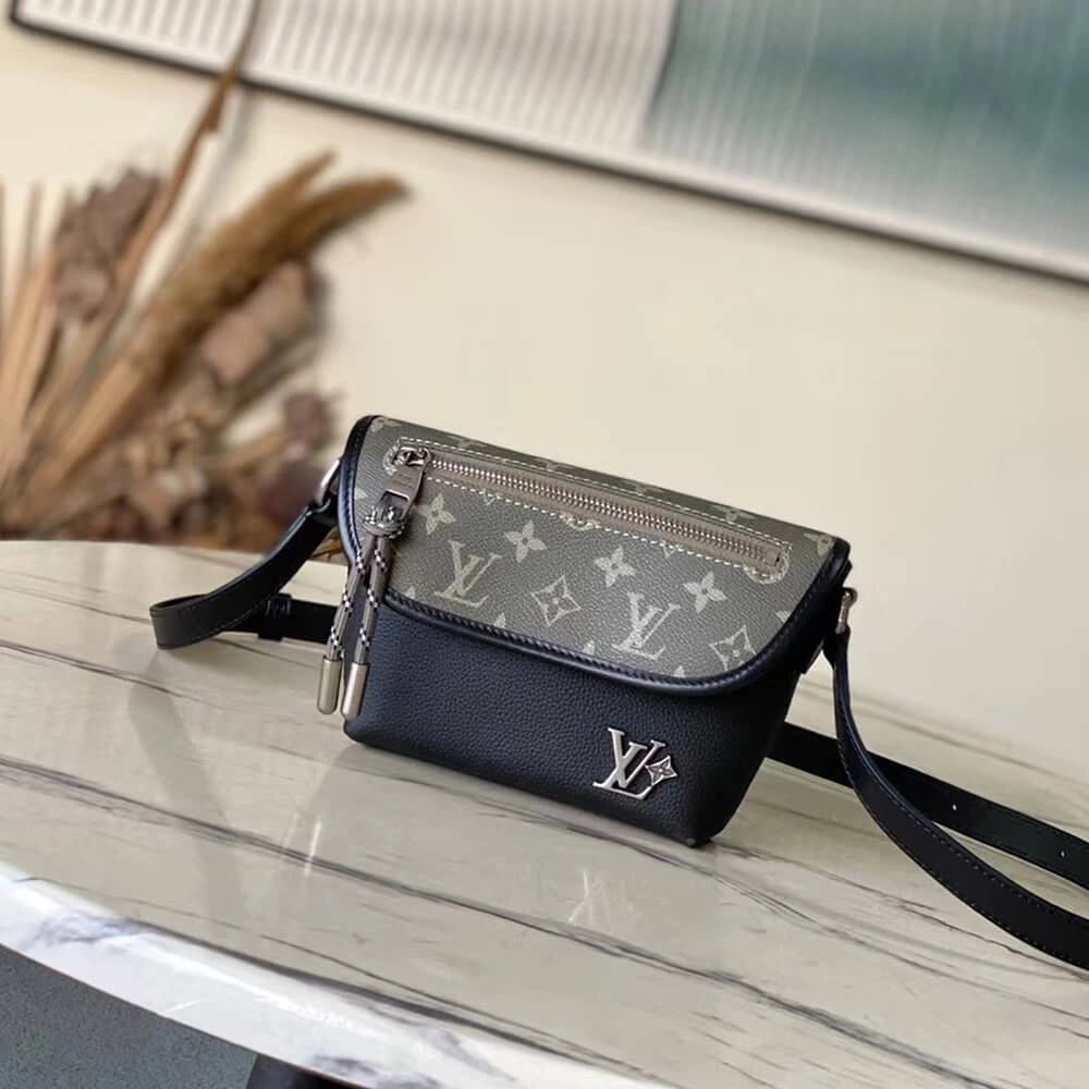 LV Pulse Wearable Wallet G Original 450