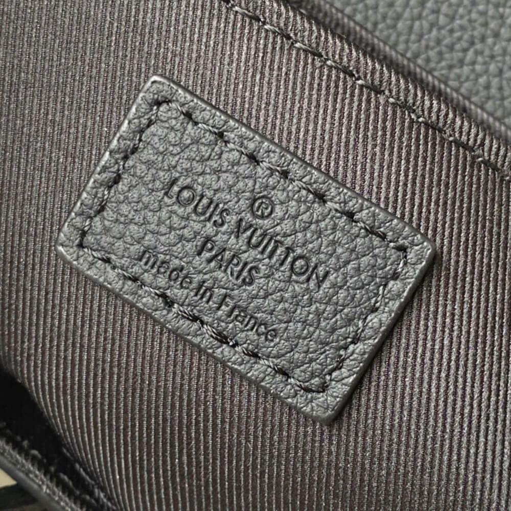 Reliable LV Pulse Wearable Wallet G 454