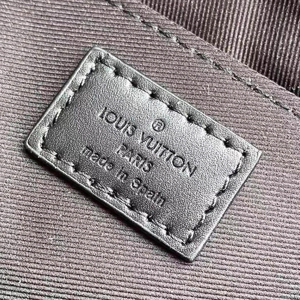 LV Pulse Wearable Wallet G Original 450