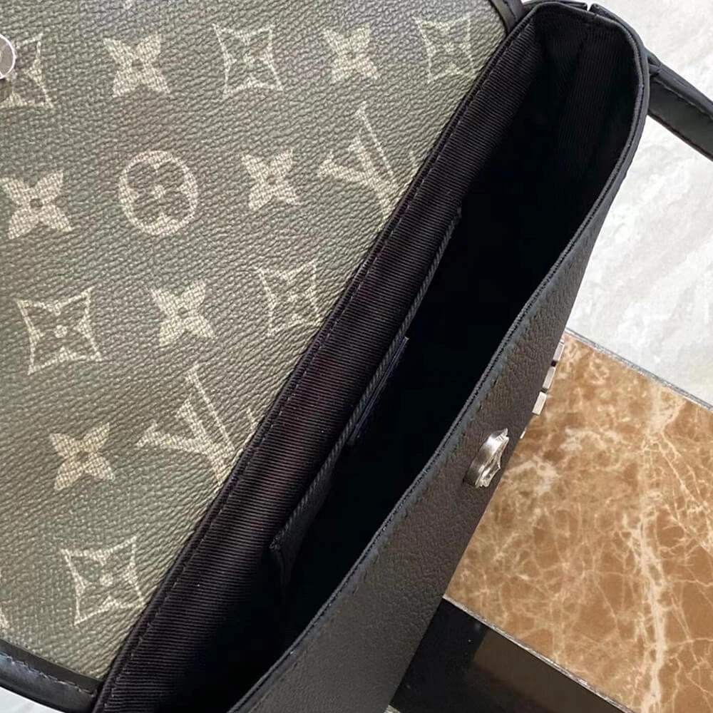 LV Pulse Wearable Wallet G Original 450