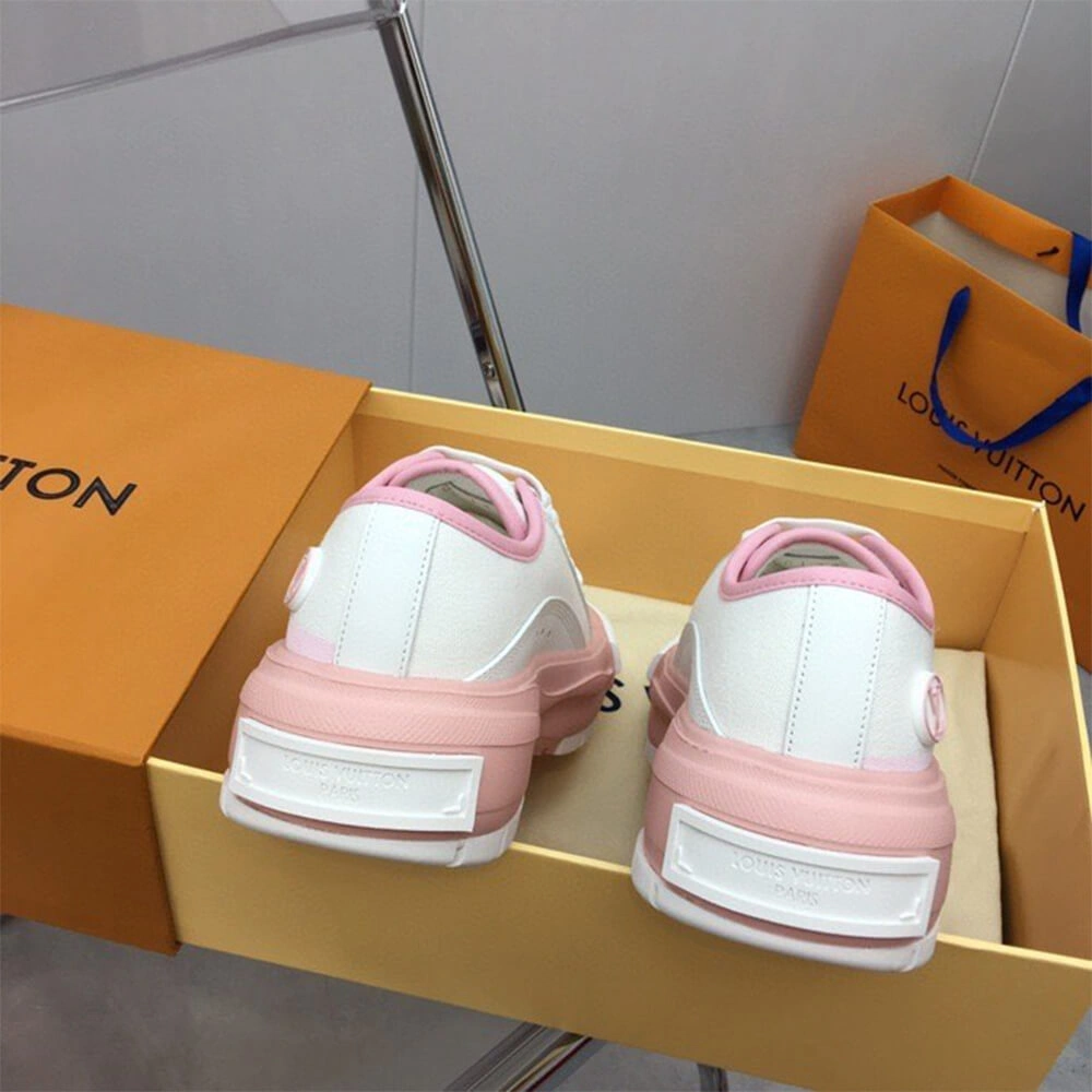 Contemporary LV SQUAD SNEAKER 3198