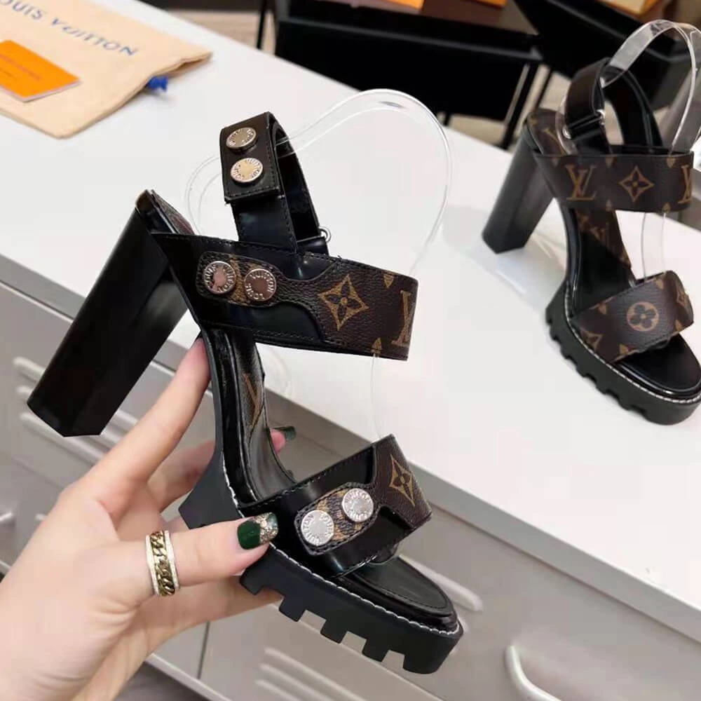 Breathable LV Sandals 3214