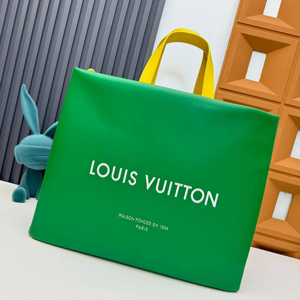 Practical LV Shopper Tote MM 152