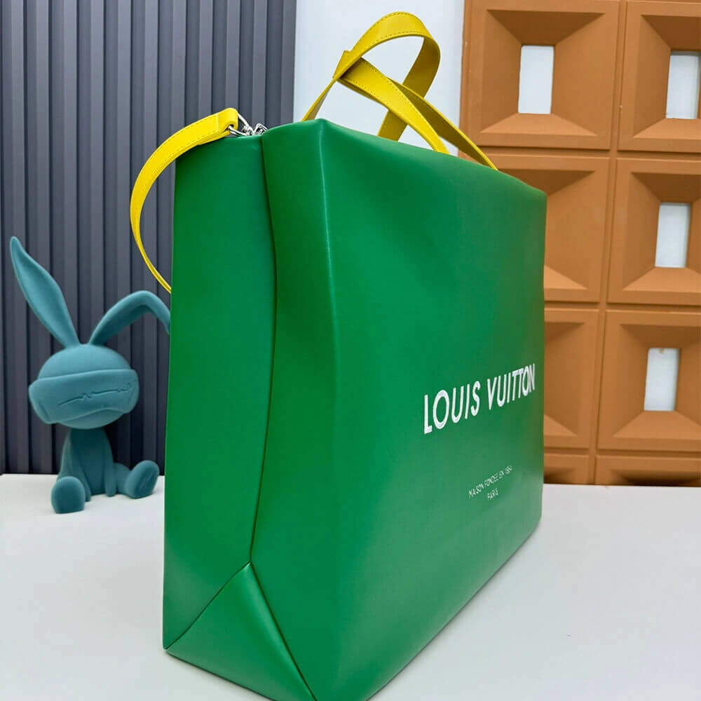Practical LV Shopper Tote MM 152