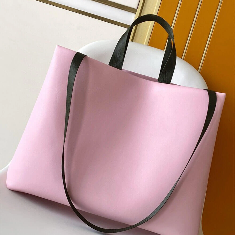 Comfortable LV Shopper Tote MM 142