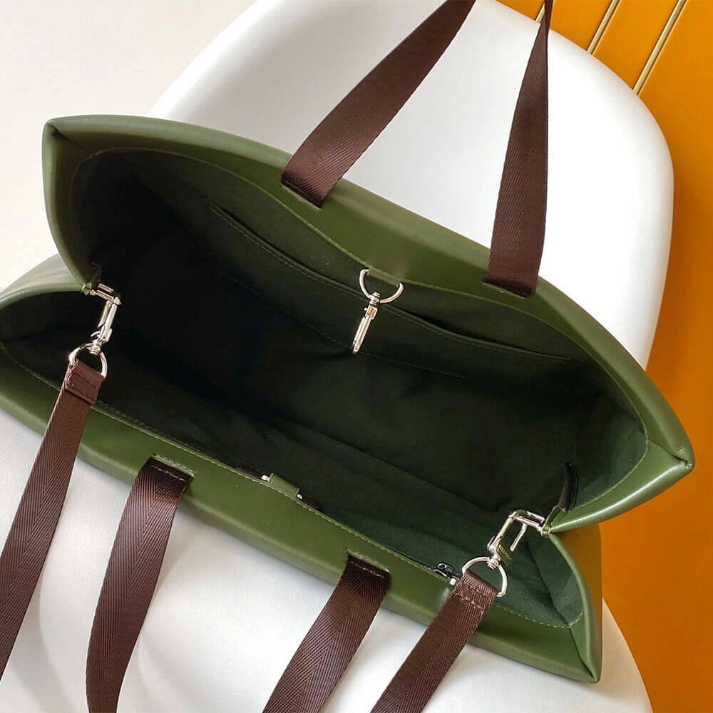 EyeCatching LV Shopper Tote MM 131