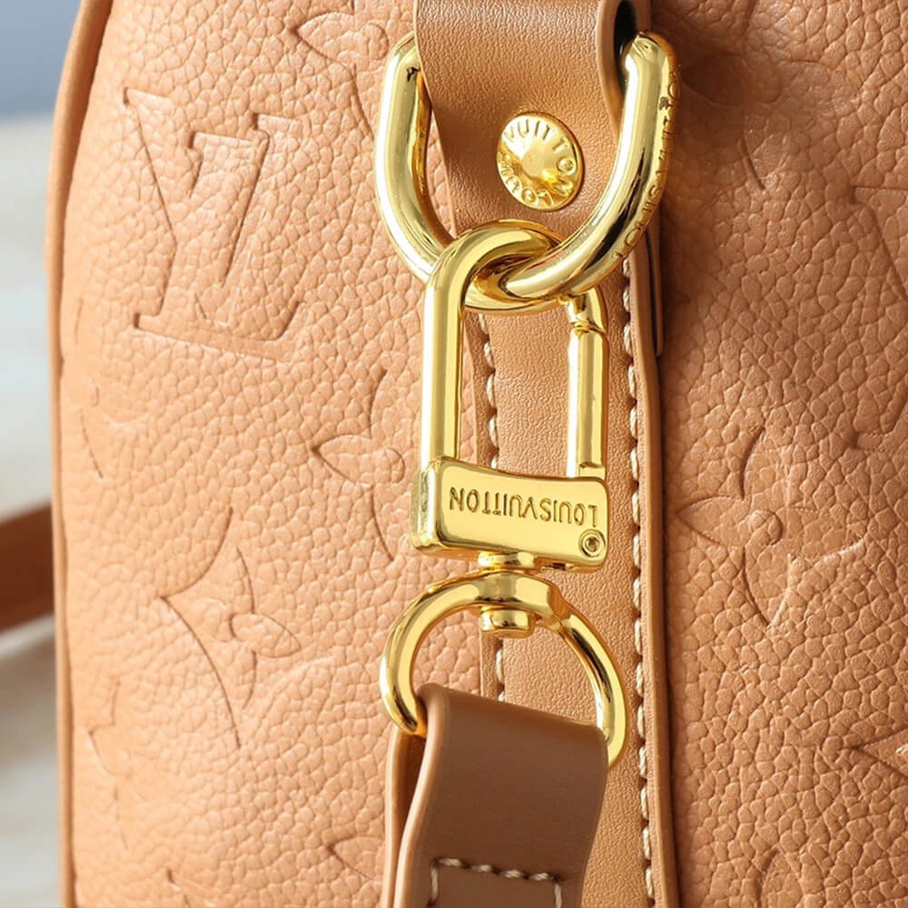 Cozy LV Speedy 362