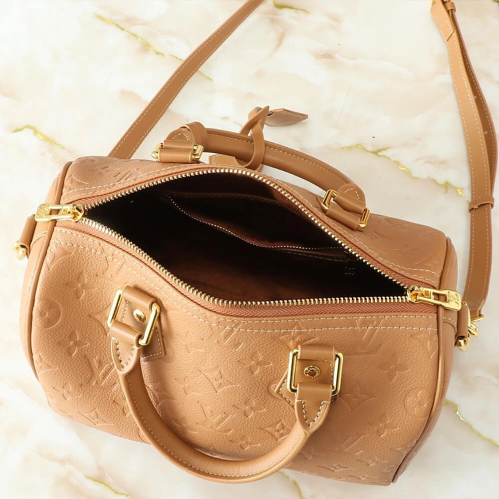 Cozy LV Speedy 362