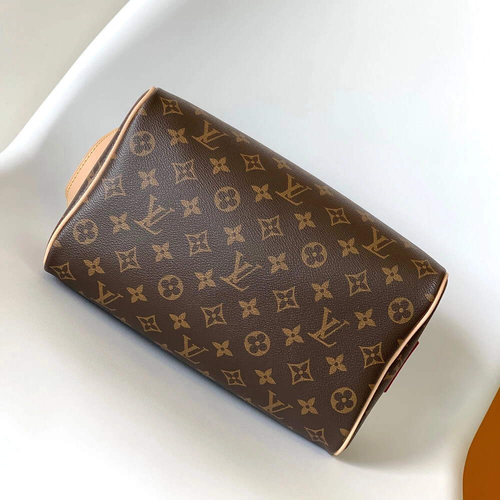 Timeless LV Toilet Dopp Kit Pouch 481