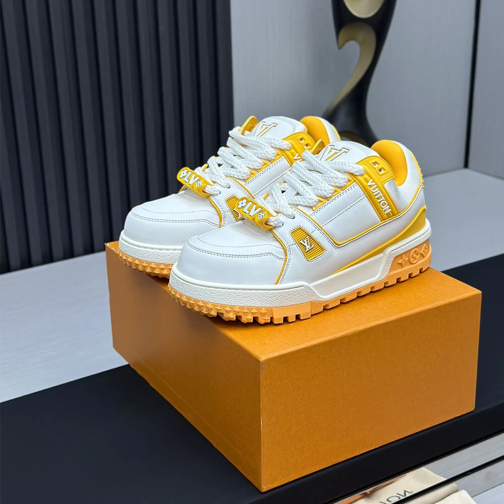 LV Trainer Maxi Sneaker Bright 3222