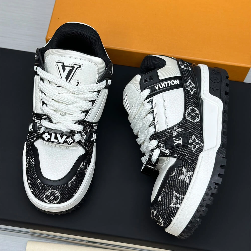HighPerformance LV Trainer Maxi Sneaker 3218