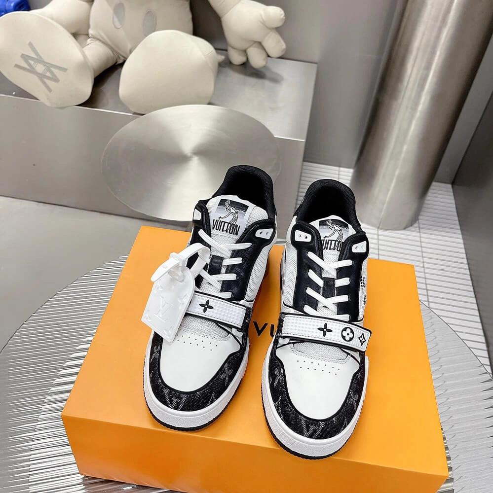 FashionForward LV Trainer Maxi Sneaker 3187