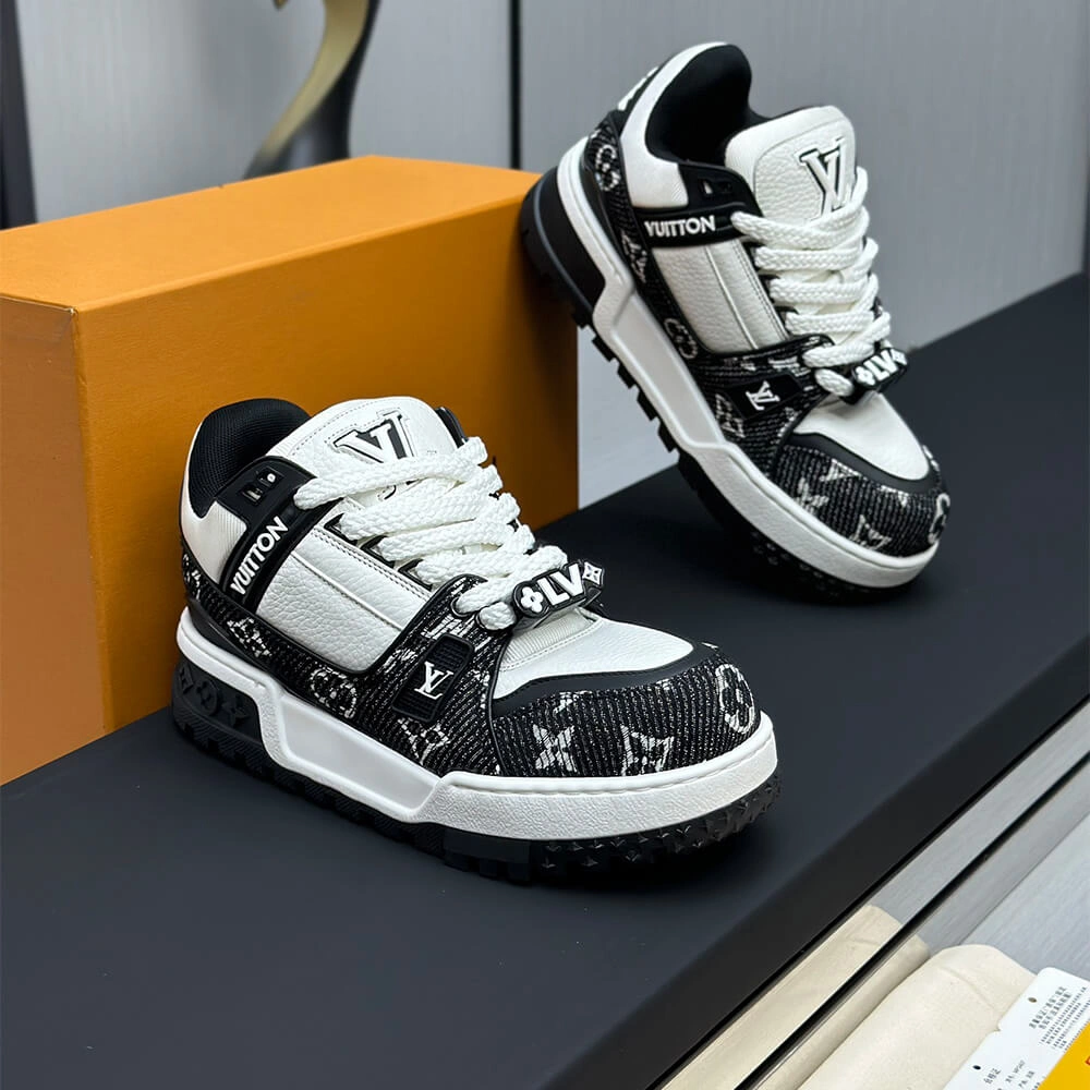 HighPerformance LV Trainer Maxi Sneaker 3218