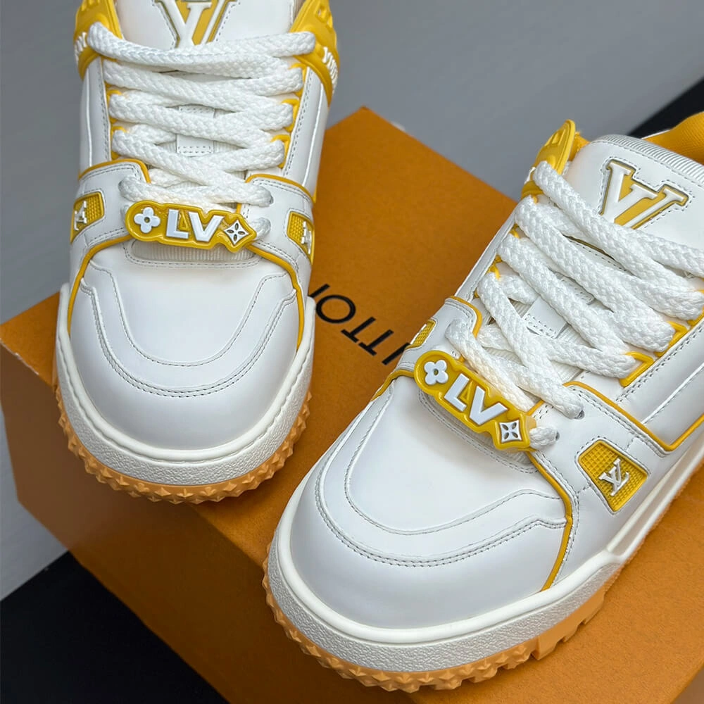 LV Trainer Maxi Sneaker Bright 3222