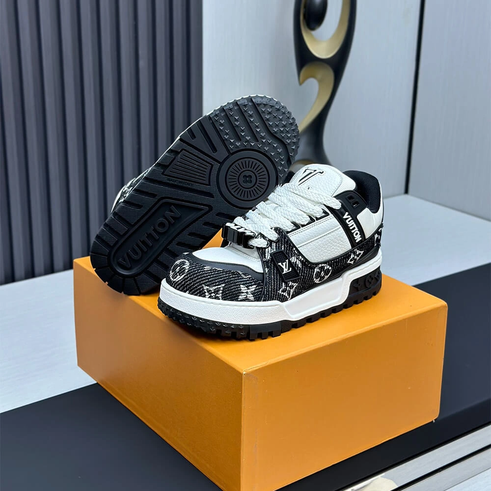 HighPerformance LV Trainer Maxi Sneaker 3218