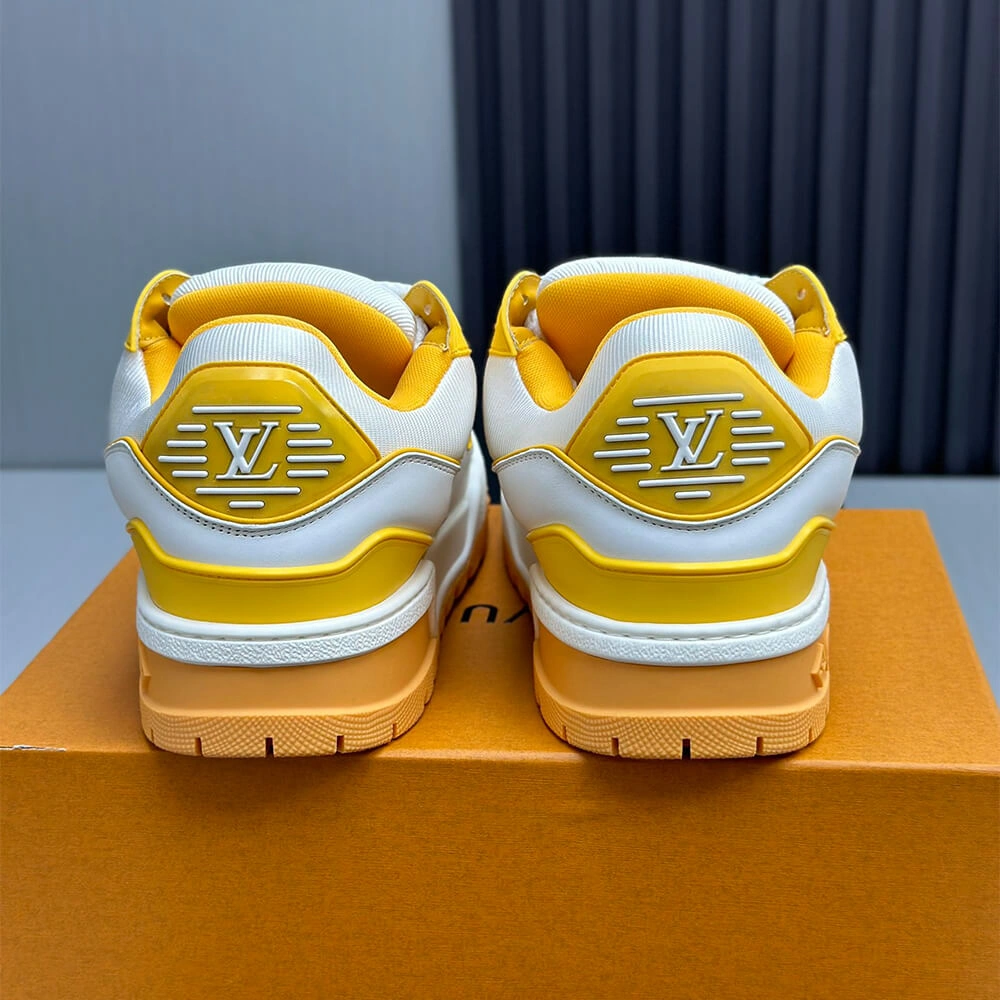 LV Trainer Maxi Sneaker Bright 3222