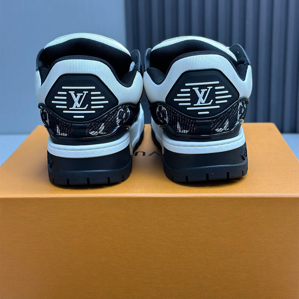 HighPerformance LV Trainer Maxi Sneaker 3218