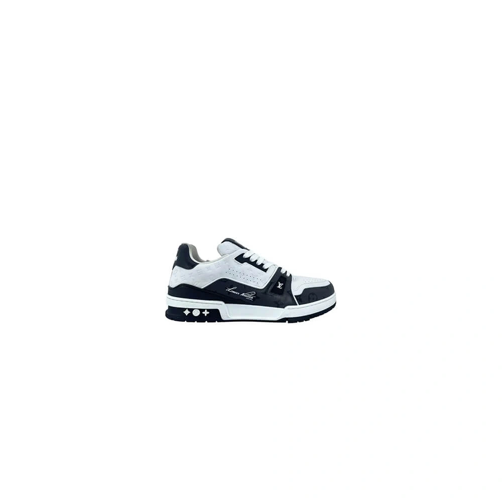 LV Trainer Sneaker Versatile 3234