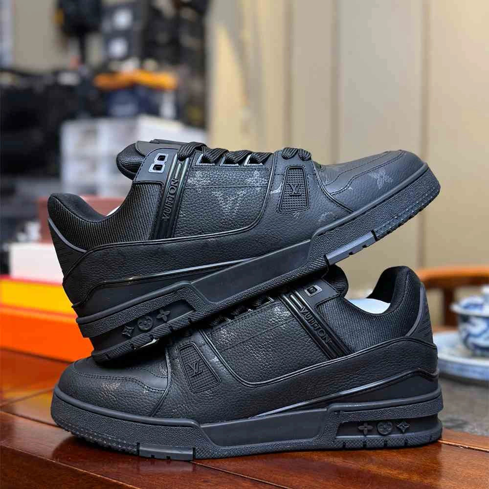 Trendy LV Trainer Sneaker 3195