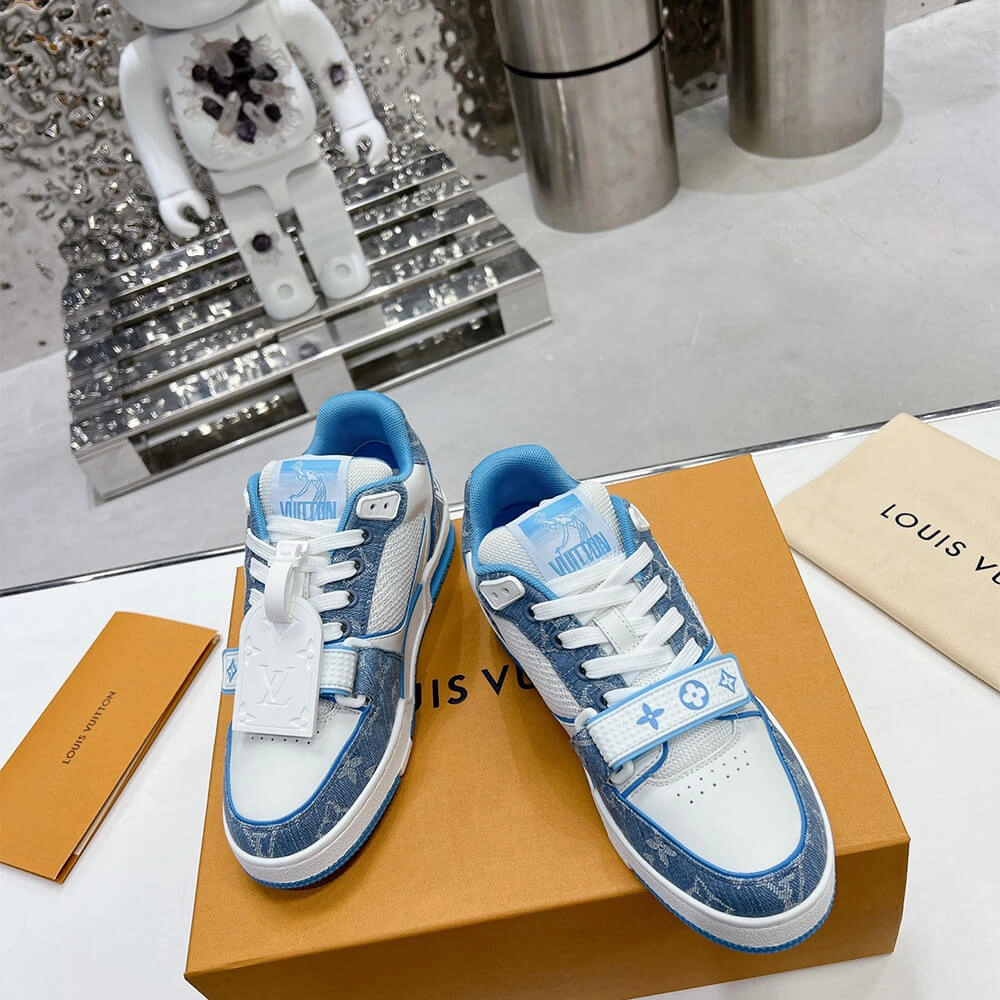 LV Trainer Sneaker Functional 3174