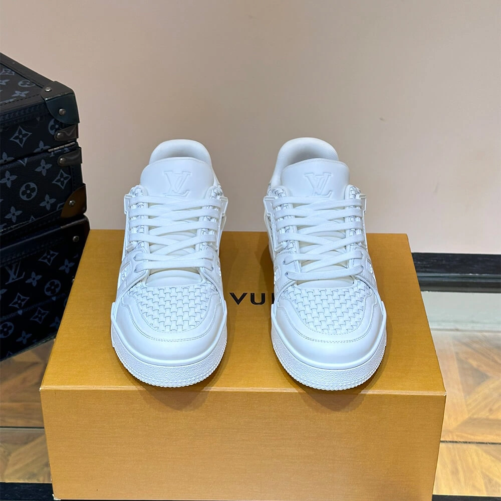 NewStyle LV Trainer Sneaker 3210